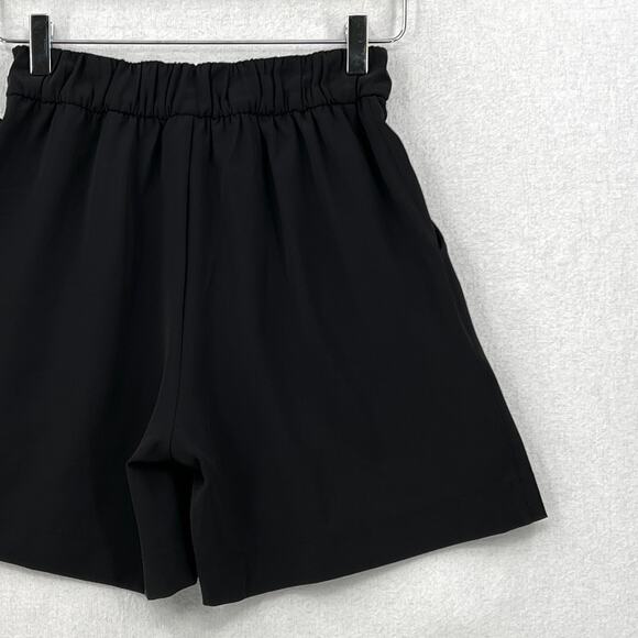 LULULEMON Noir Short 5.5” Womens 4 Black High Rise Pleated Elastic Tie Waist - Picture 8 of 14